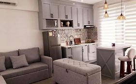 Cozy Holiday Home At Batulao Artscapes 2Br Brand New Fully Airconditioned